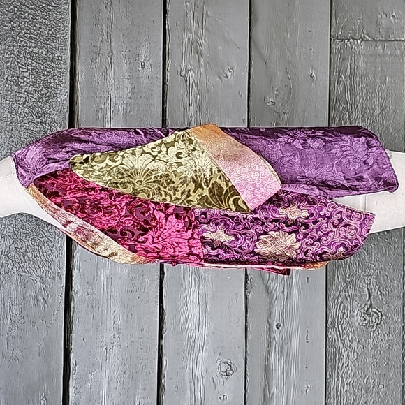 Vintage Kimono - Picture 2 of 8